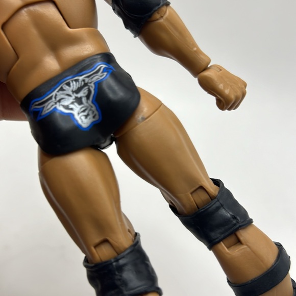 WWE The Rock 2011 mattel with brama bull belt - Picture 4 of 7